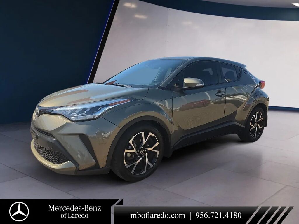2021 Toyota C-HR XLE — photo 1 of 13