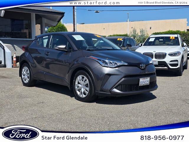 2021 Toyota C-HR LE — photo 1 of 39