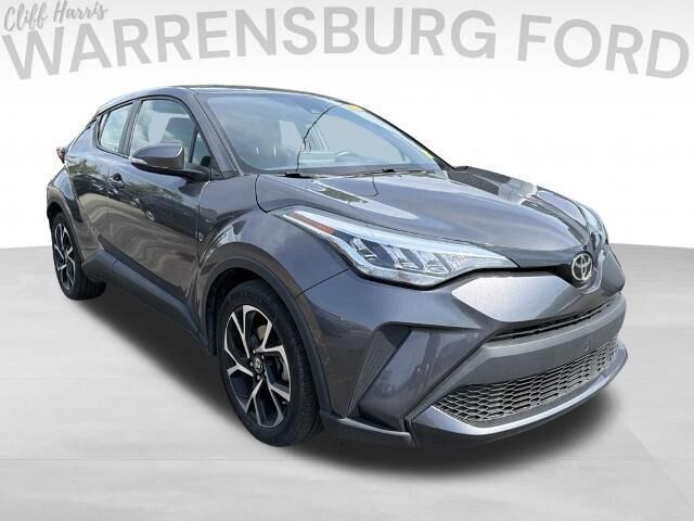 2021 Toyota C-HR XLE — photo 1 of 26