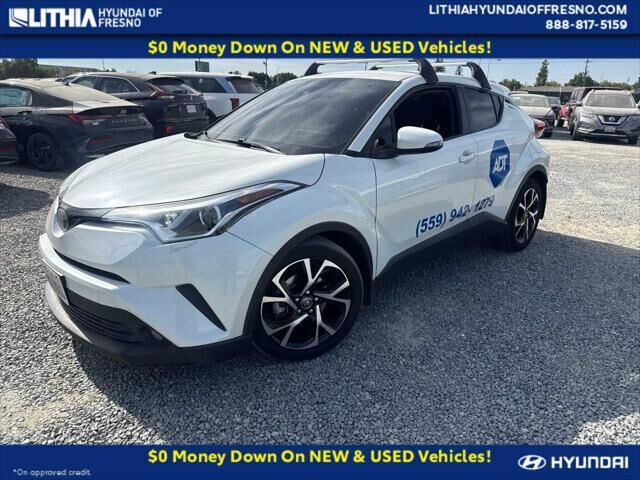 2018 Toyota C-HR XLE Premium — photo 1 of 13