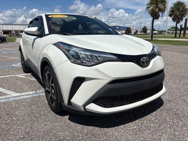 2020 Toyota C-HR Limited — photo 1 of 13