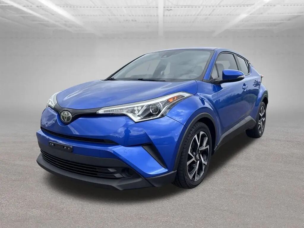 2018 Toyota C-HR XLE — photo 1 of 20