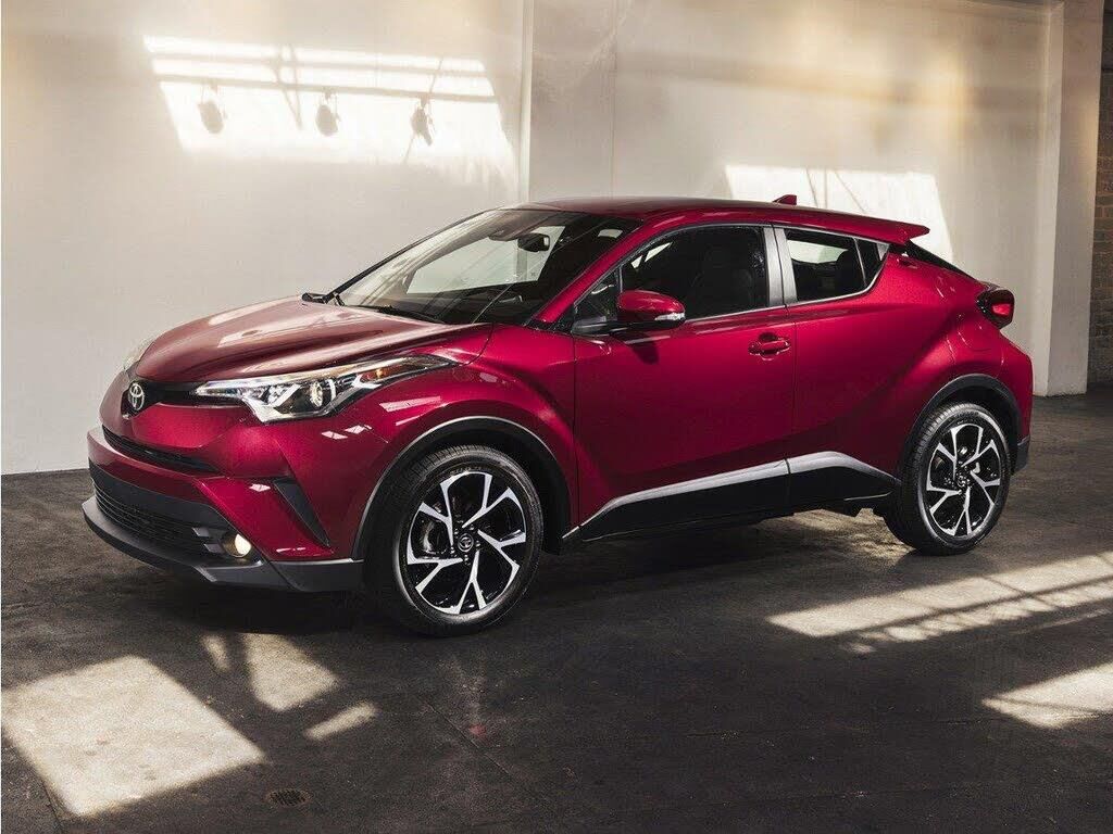 2019 Toyota C-HR Limited — photo 1 of 1