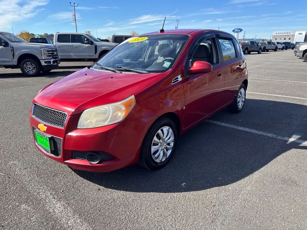 2009 Chevrolet Aveo Aveo5 LS — photo 1 of 13