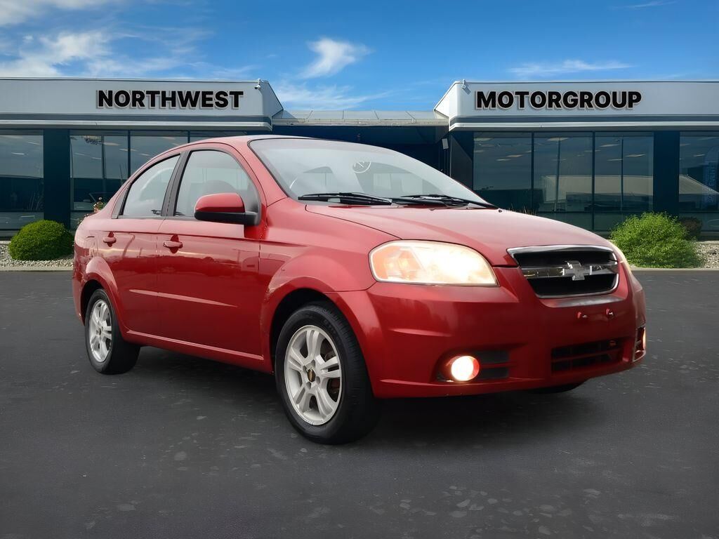 2011 Chevrolet Aveo LT — photo 1 of 78