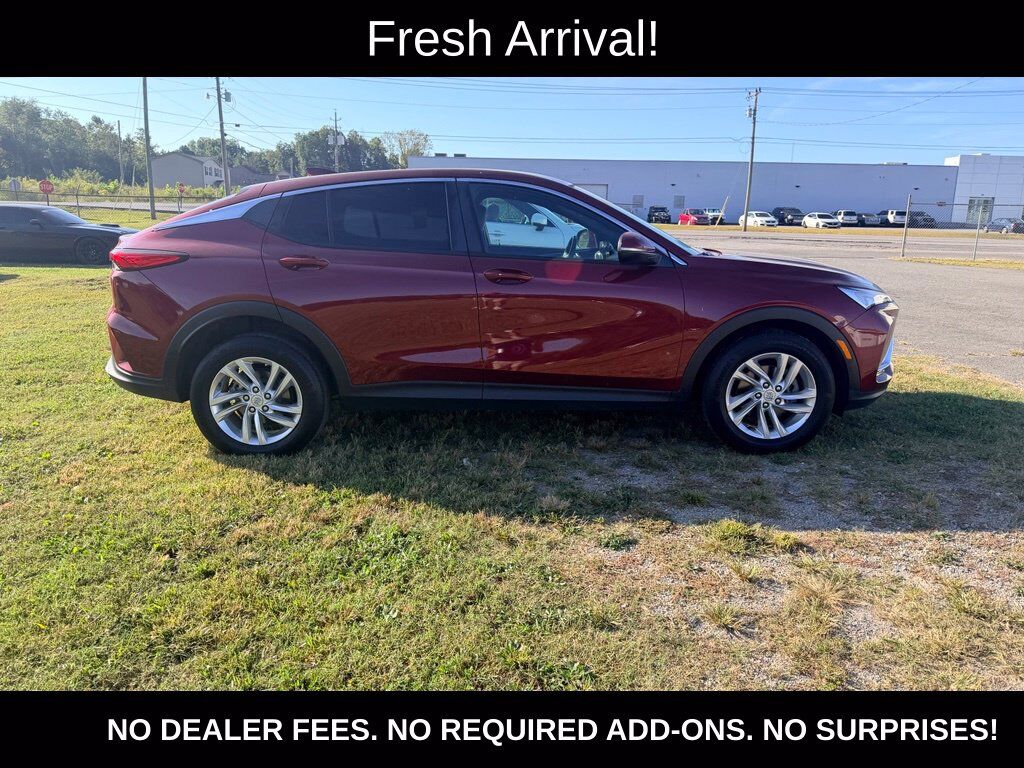 2024 Buick Envista Preferred — photo 1 of 13