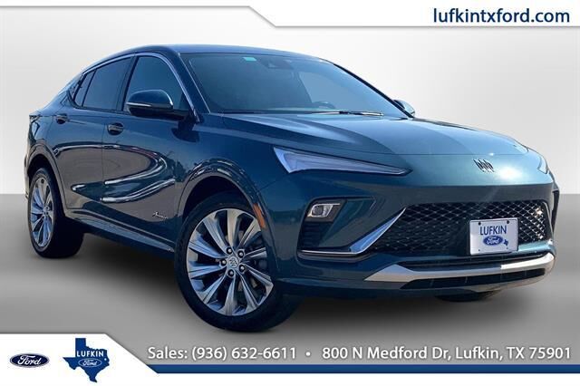 2024 Buick Envista Avenir — photo 1 of 13