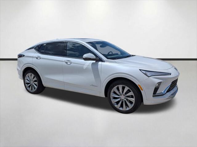 2025 Buick Envista Avenir — photo 1 of 13