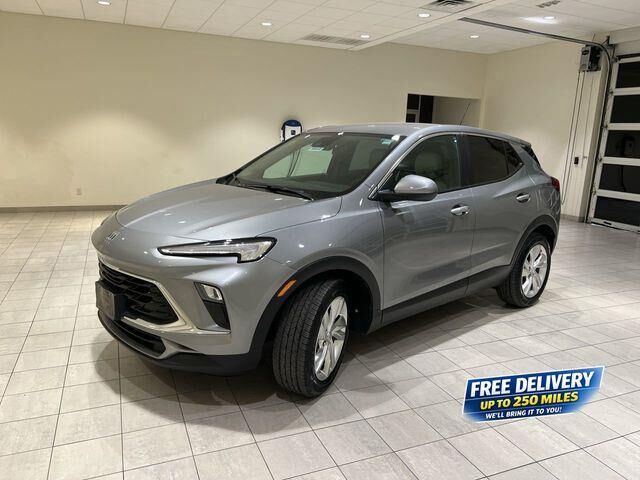 2024 Buick Encore GX Preferred — photo 1 of 40