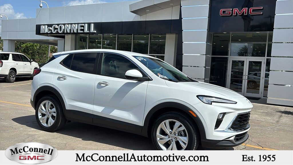 2024 Buick Encore GX Preferred — photo 1 of 18