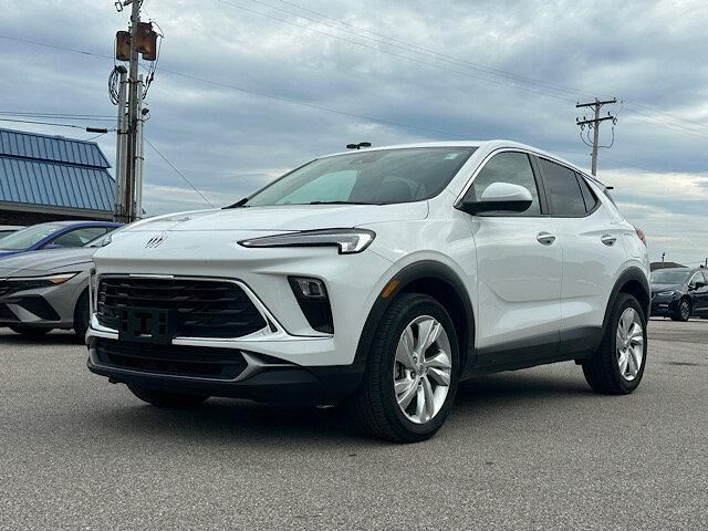 2025 Buick Encore GX Preferred — photo 1 of 13