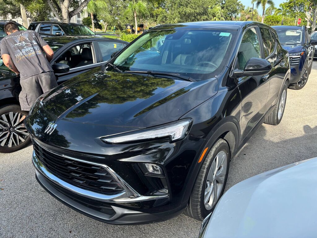 2025 Buick Encore GX Preferred — photo 1 of 2