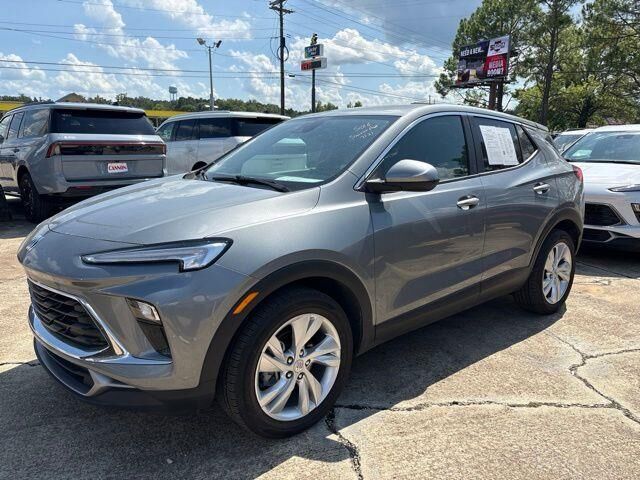 2025 Buick Encore GX Preferred — photo 1 of 26