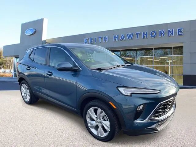 2025 Buick Encore GX Preferred — photo 1 of 10