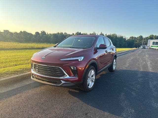 2024 Buick Encore GX Preferred — photo 1 of 13