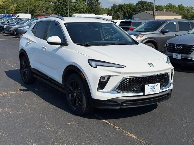 2024 Buick Encore GX Sport Touring — photo 1 of 13
