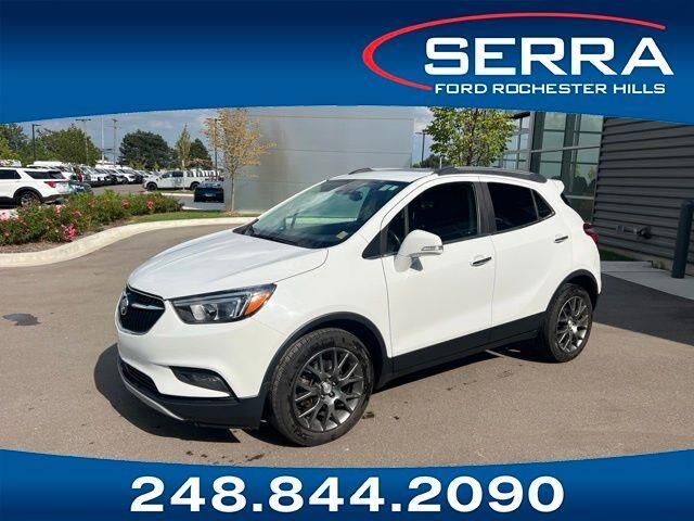 2018 Buick Encore Sport Touring — photo 1 of 26