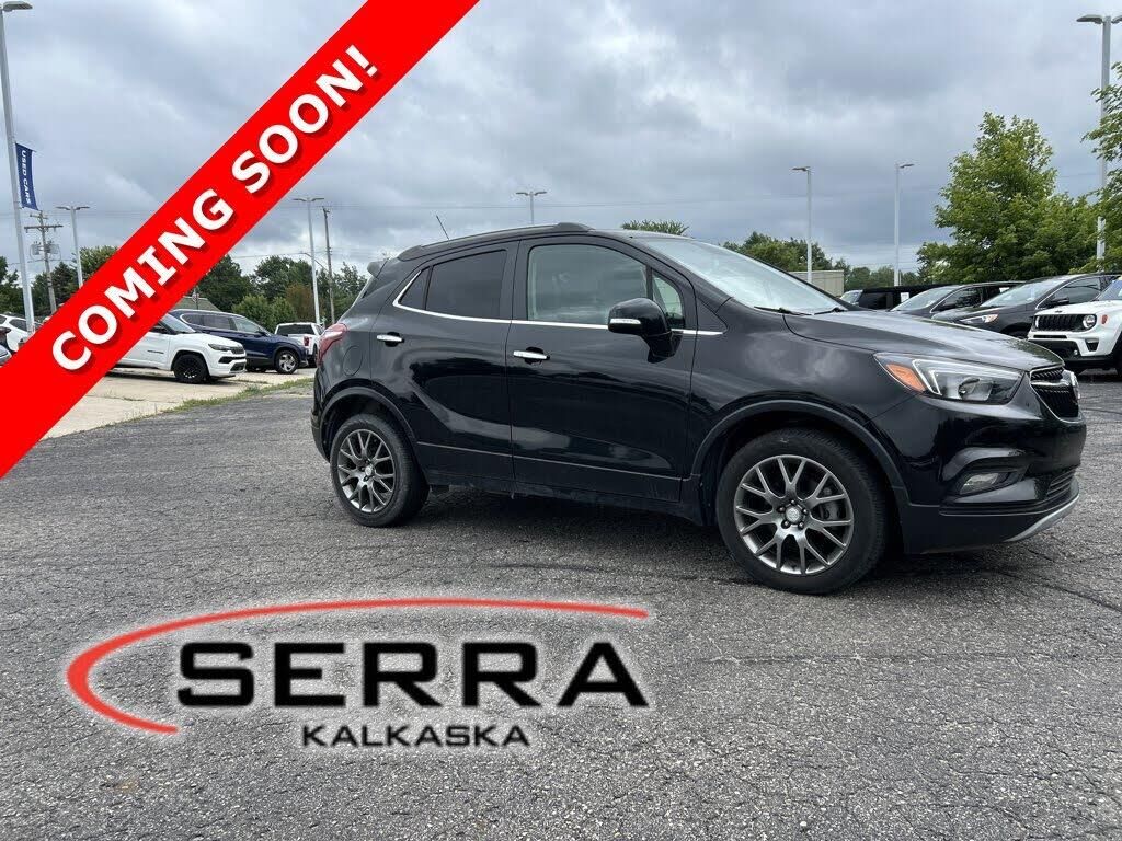 2019 Buick Encore Sport Touring — photo 1 of 2
