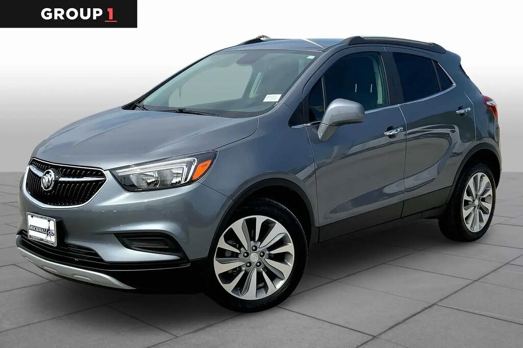 2020 Buick Encore Preferred — photo 1 of 24