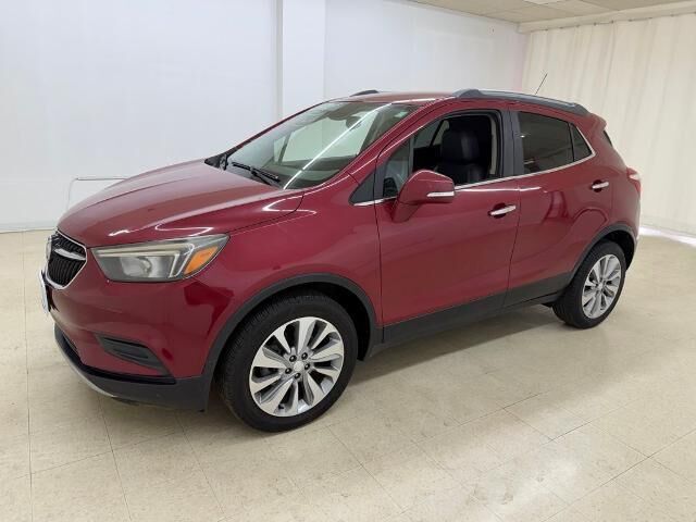 2018 Buick Encore Preferred — photo 1 of 13