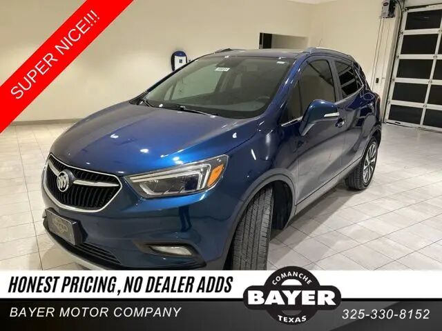 2019 Buick Encore Essence — photo 1 of 41