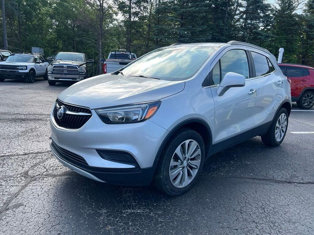 2020 Buick Encore Preferred — photo 1 of 3