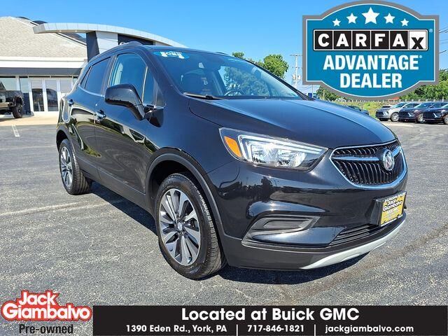 2022 Buick Encore Preferred — photo 1 of 13