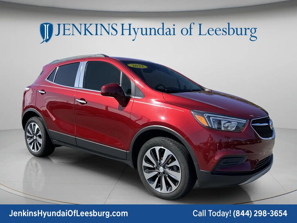 2022 Buick Encore Preferred — photo 1 of 13