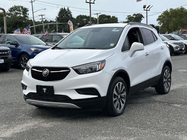 2022 Buick Encore Preferred — photo 1 of 13