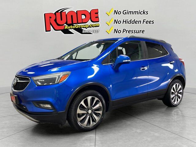 2018 Buick Encore Essence — photo 1 of 12