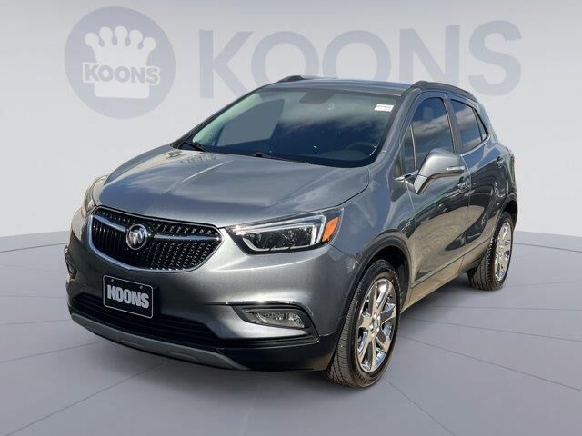 2019 Buick Encore Essence — photo 1 of 4