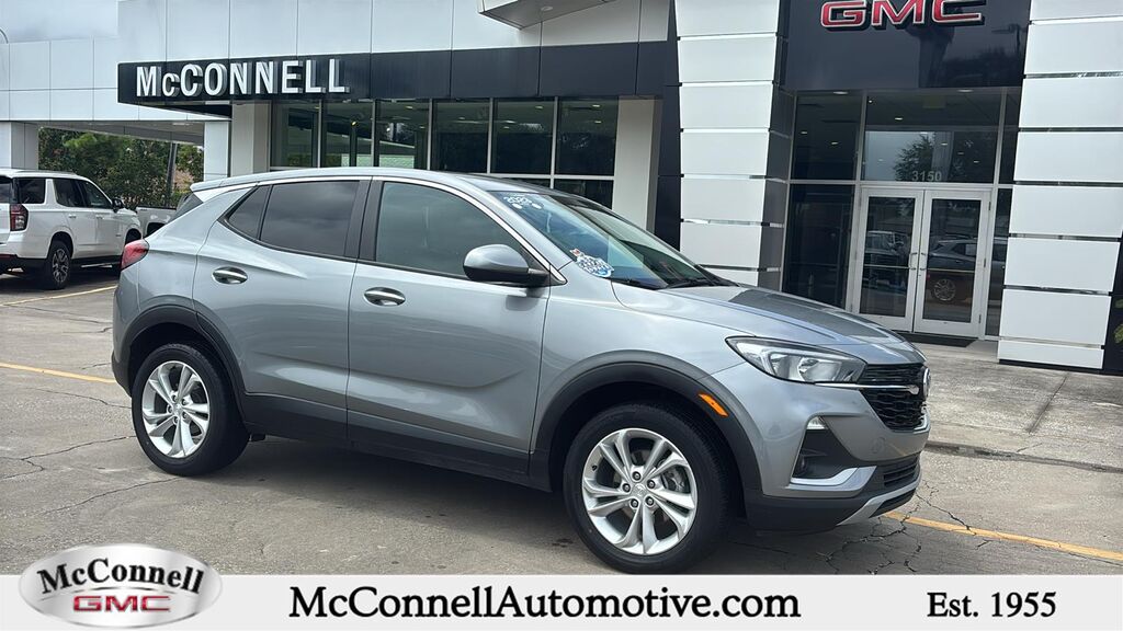 2023 Buick Encore GX Preferred — photo 1 of 18