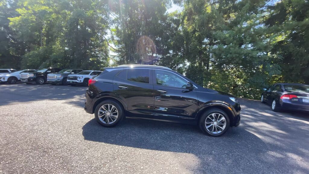 2020 Buick Encore GX Select — photo 1 of 7