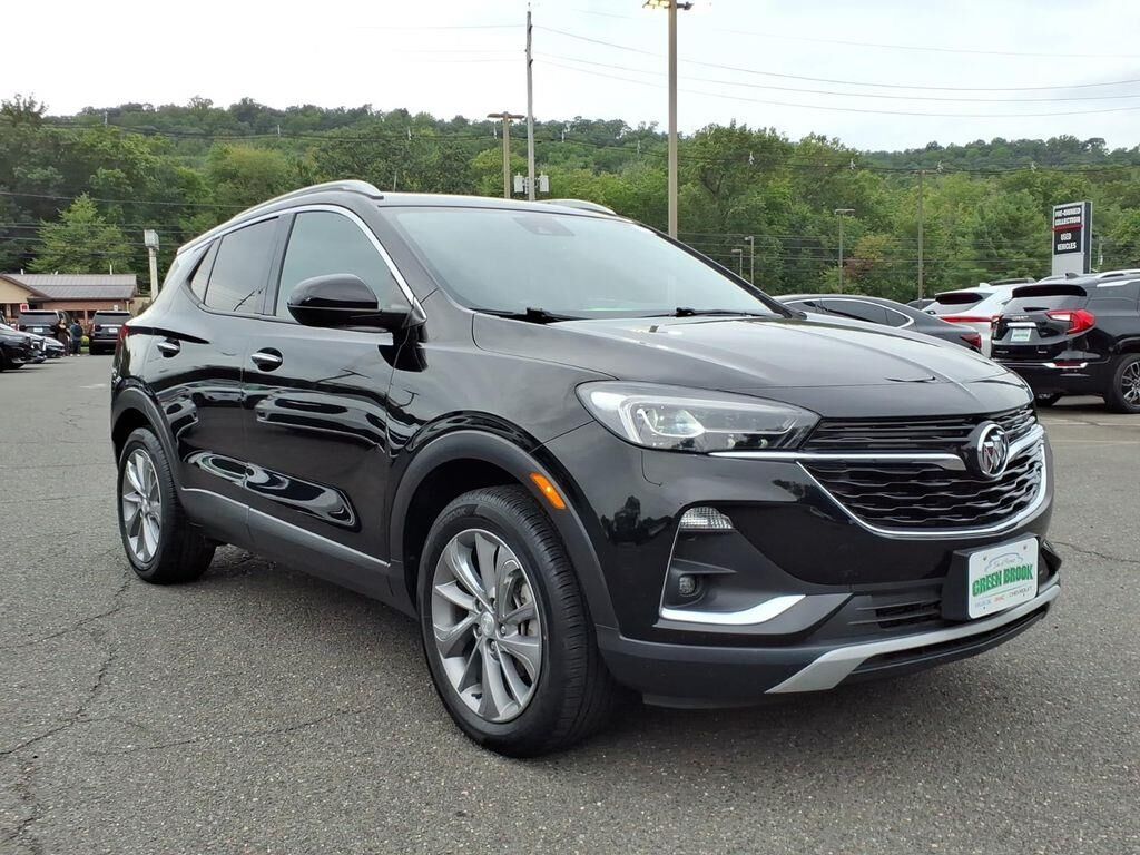 2023 Buick Encore GX Essence — photo 1 of 13