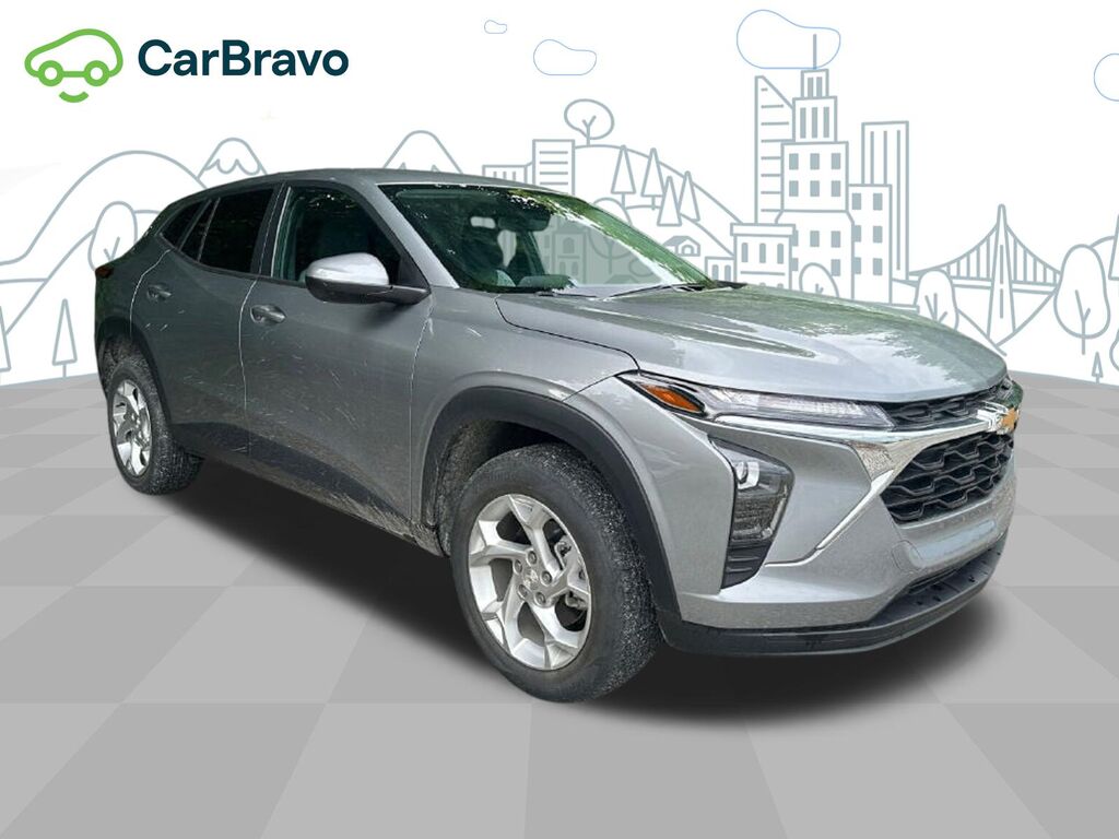 2024 Chevrolet Trax LS — photo 1 of 1