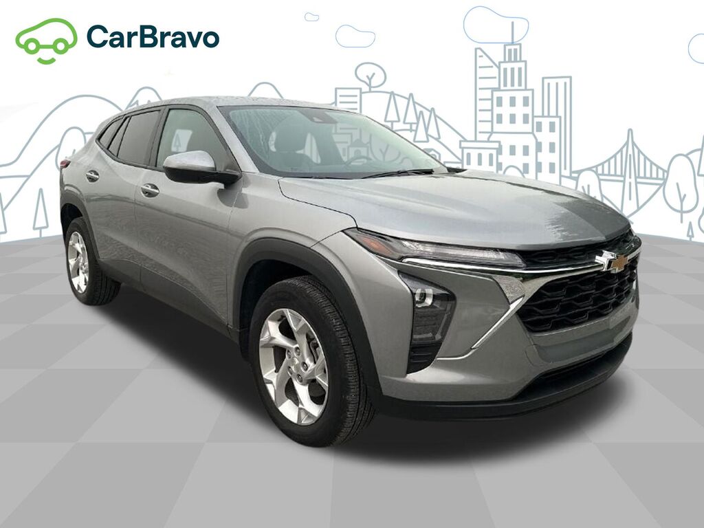 2024 Chevrolet Trax LS — photo 1 of 1