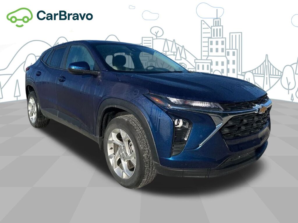 2024 Chevrolet Trax LS — photo 1 of 1
