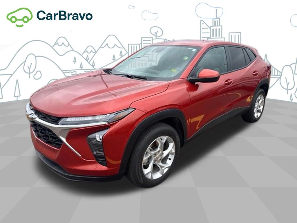 2024 Chevrolet Trax LS — photo 1 of 6