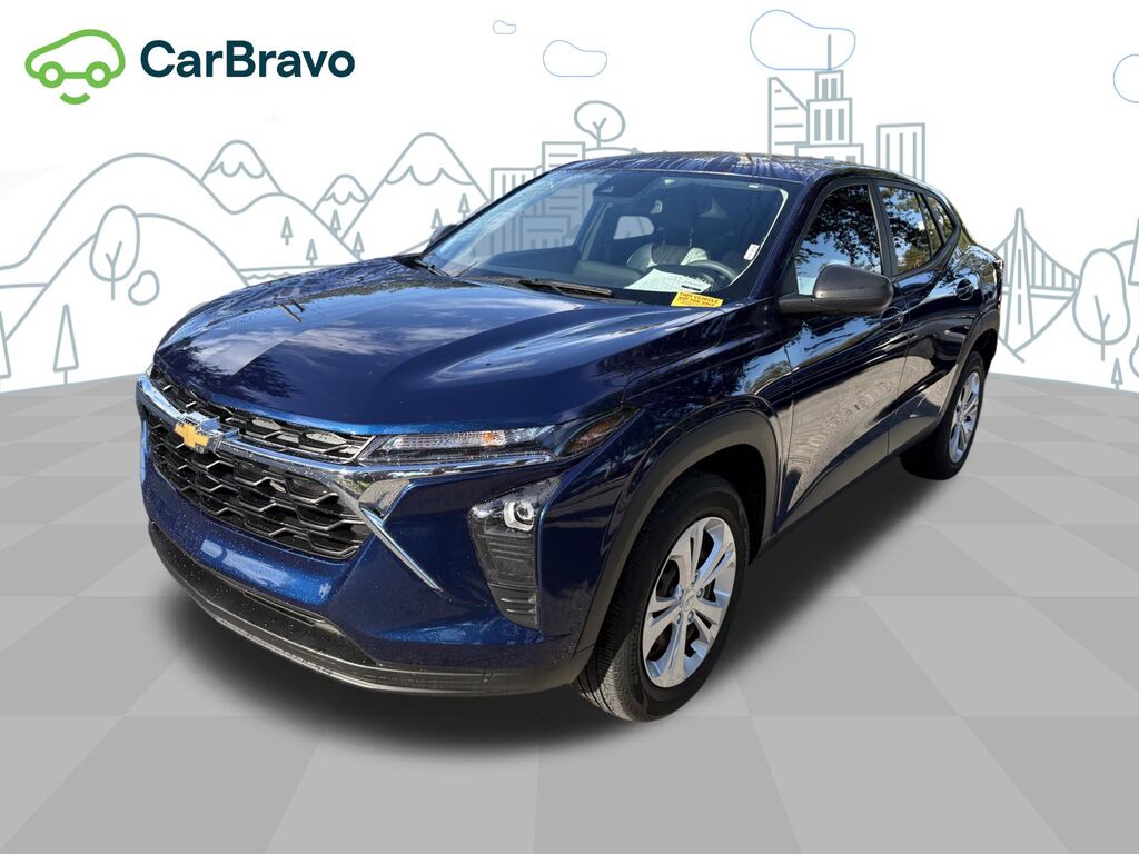 2024 Chevrolet Trax LS — photo 1 of 7