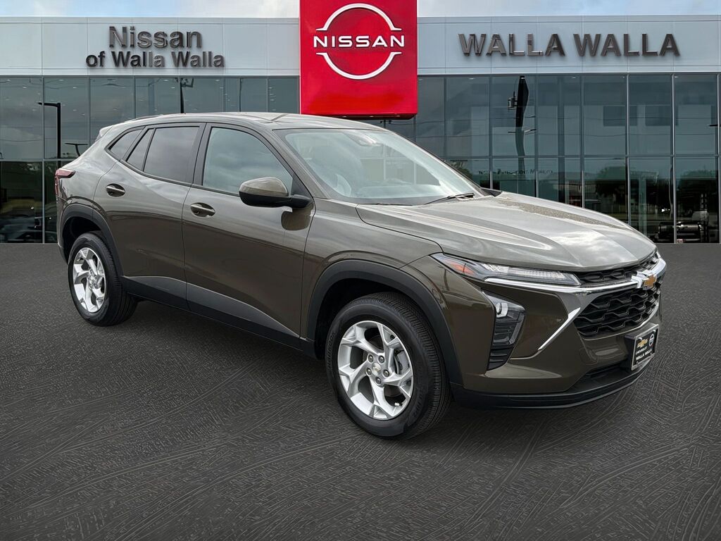 2024 Chevrolet Trax — photo 1 of 12