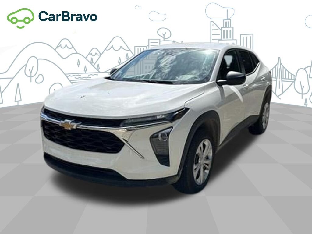 2024 Chevrolet Trax LS — photo 1 of 6