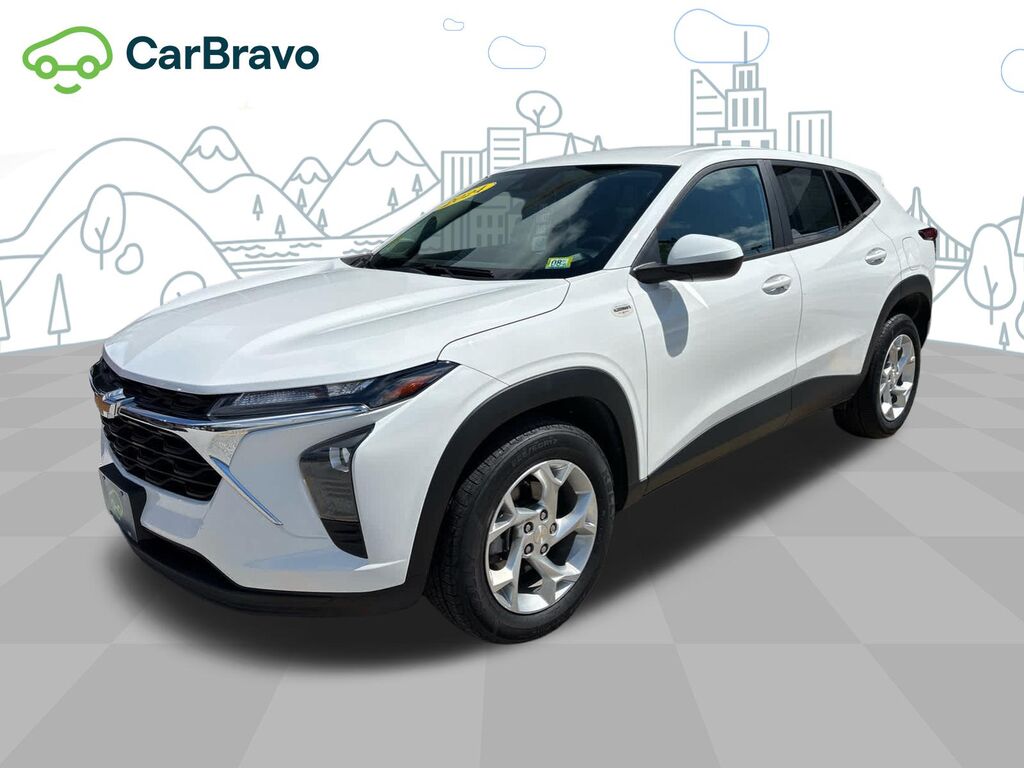 2024 Chevrolet Trax LS — photo 1 of 6