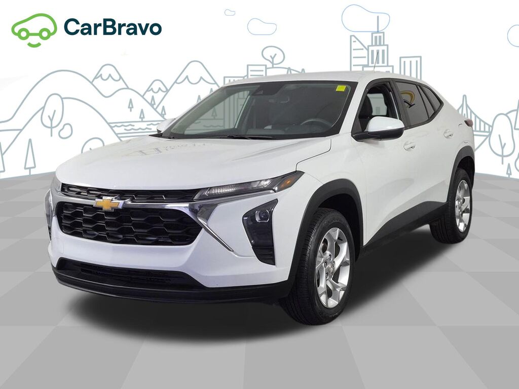 2024 Chevrolet Trax LS — photo 1 of 6