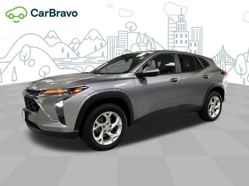 2024 Chevrolet Trax LS — photo 1 of 7