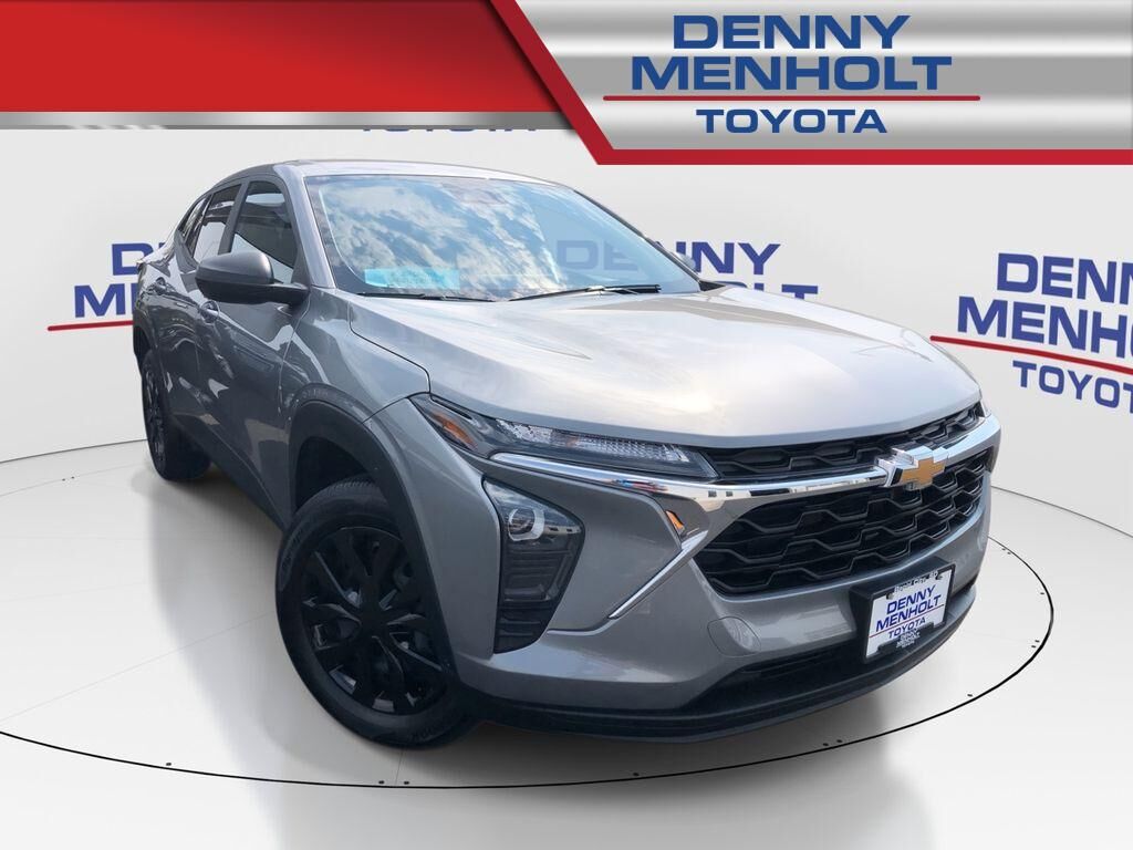 2024 Chevrolet Trax — photo 1 of 13