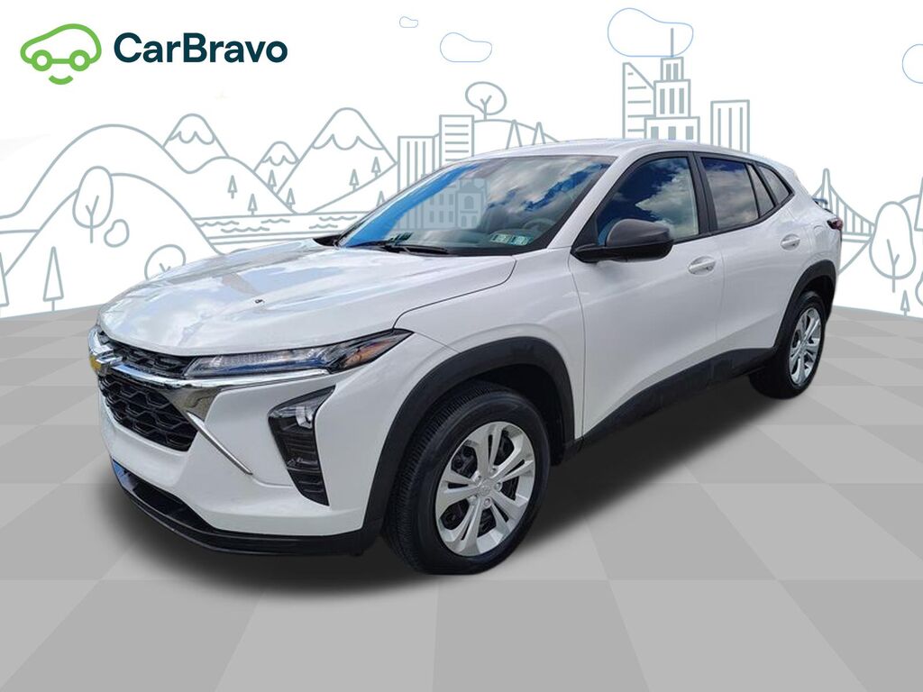2024 Chevrolet Trax LS — photo 1 of 6
