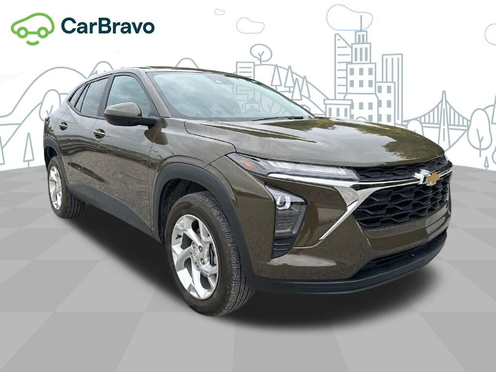 2024 Chevrolet Trax LS — photo 1 of 7
