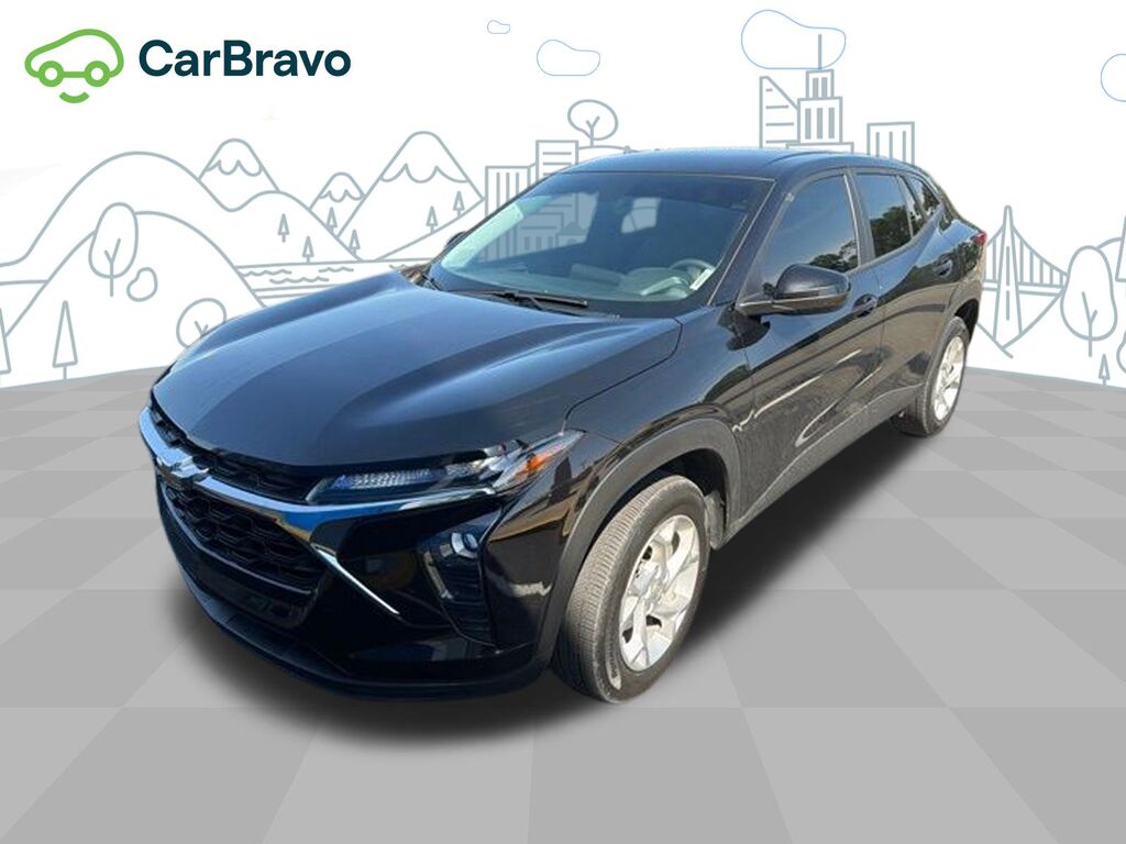 2024 Chevrolet Trax LS — photo 1 of 6