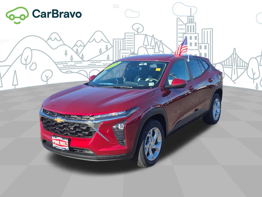 2024 Chevrolet Trax LS — photo 1 of 7