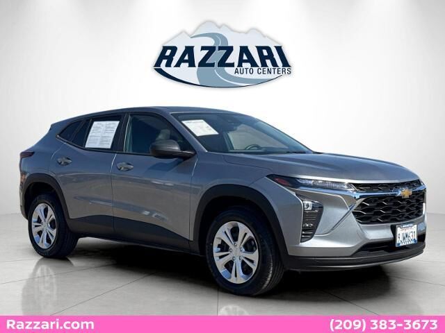 2024 Chevrolet Trax LS